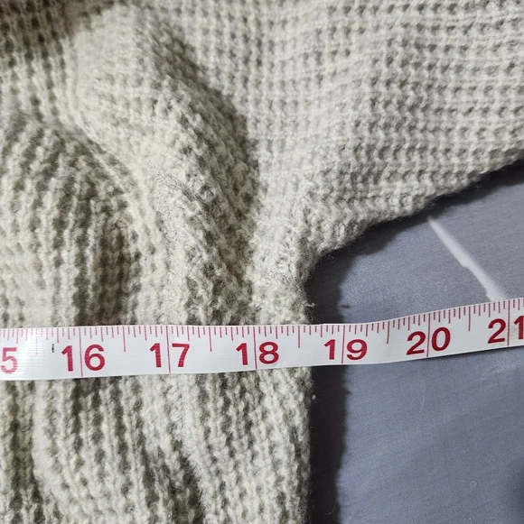 Theory Cashmere Short Sleeve Sweater Jacket M - Picture 6 of 10